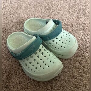Kids joybees clogs